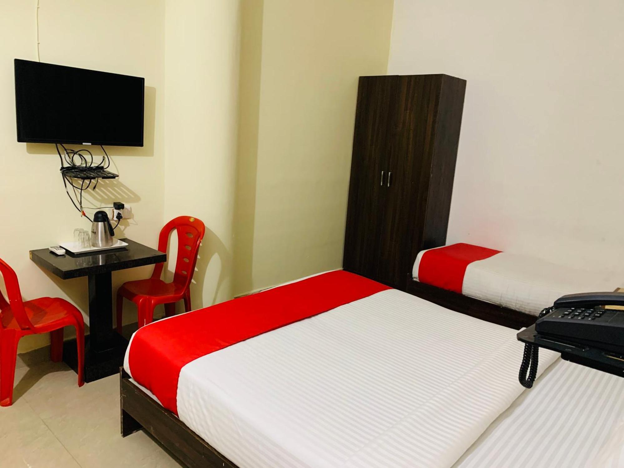 Western Silicon Hotel Kammasandra Extérieur photo