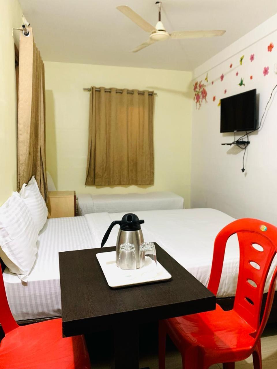Western Silicon Hotel Kammasandra Extérieur photo