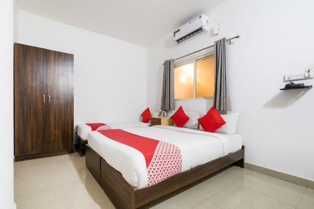 Western Silicon Hotel Kammasandra Extérieur photo